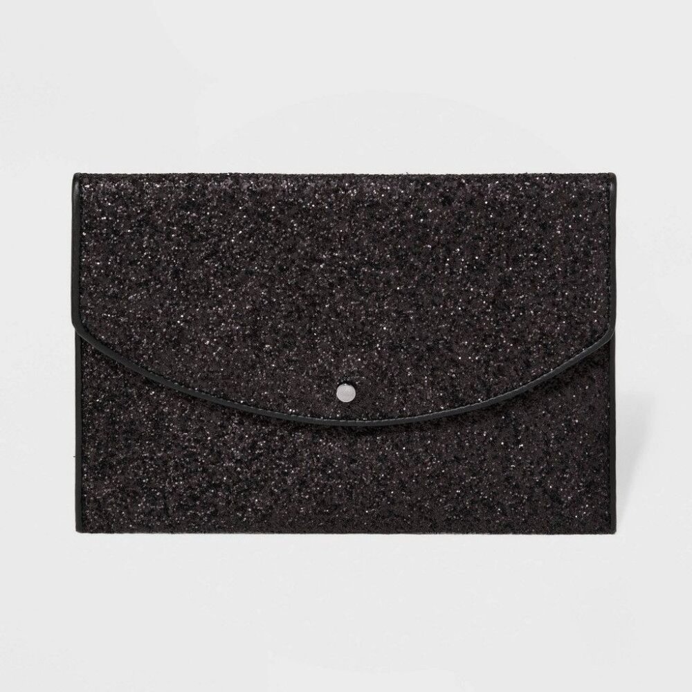Magnetic Closure‎ Glitter Clutch - a New Day Black